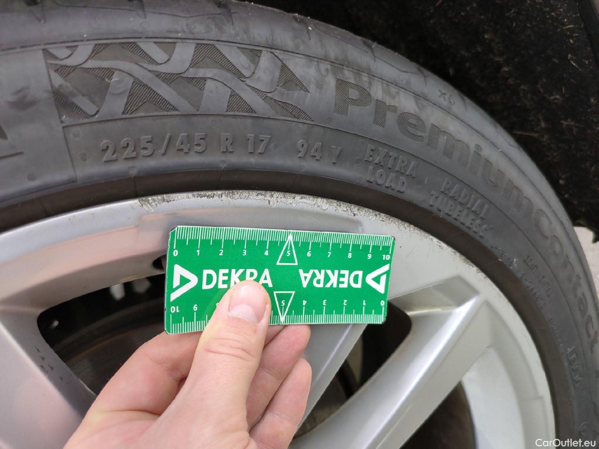  Audi  A3 AUDI  Sportback / 2020 / 5P / Berline 40 TFSI e 204 S Tronic Business Line #27