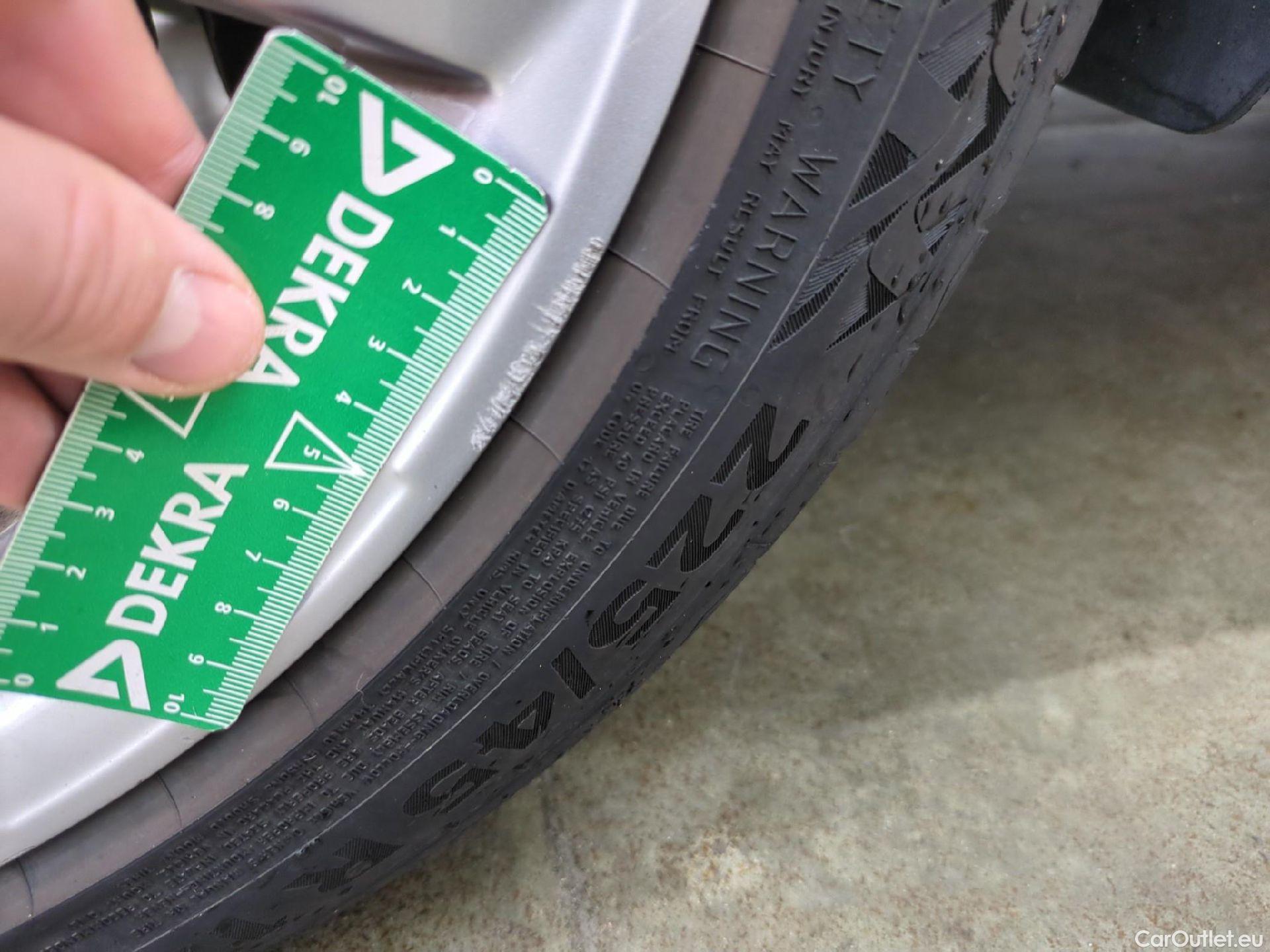  Audi  A3 AUDI  Sportback / 2020 / 5P / Berline 40 TFSI e 204 S Tronic Business Line #40