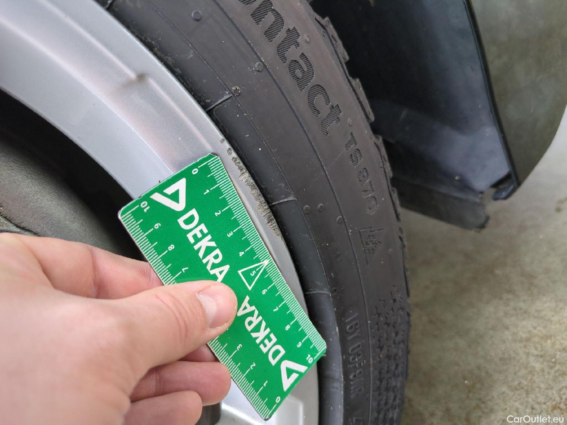  Audi  A3 AUDI  Sportback / 2020 / 5P / Berline 40 TFSI e 204 S Tronic Business Line #10