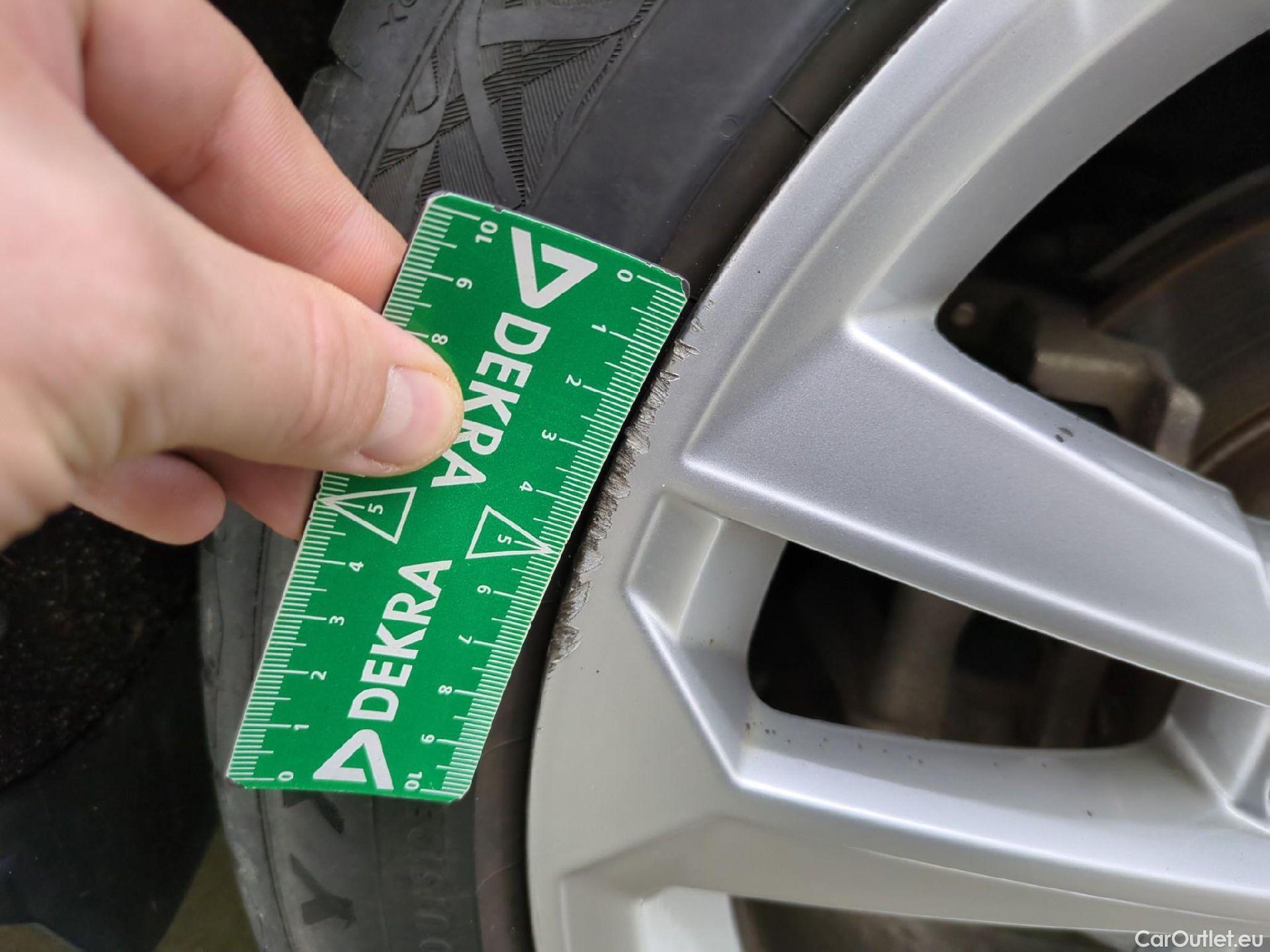  Audi  A3 AUDI  Sportback / 2020 / 5P / Berline 40 TFSI e 204 S Tronic Business Line #31