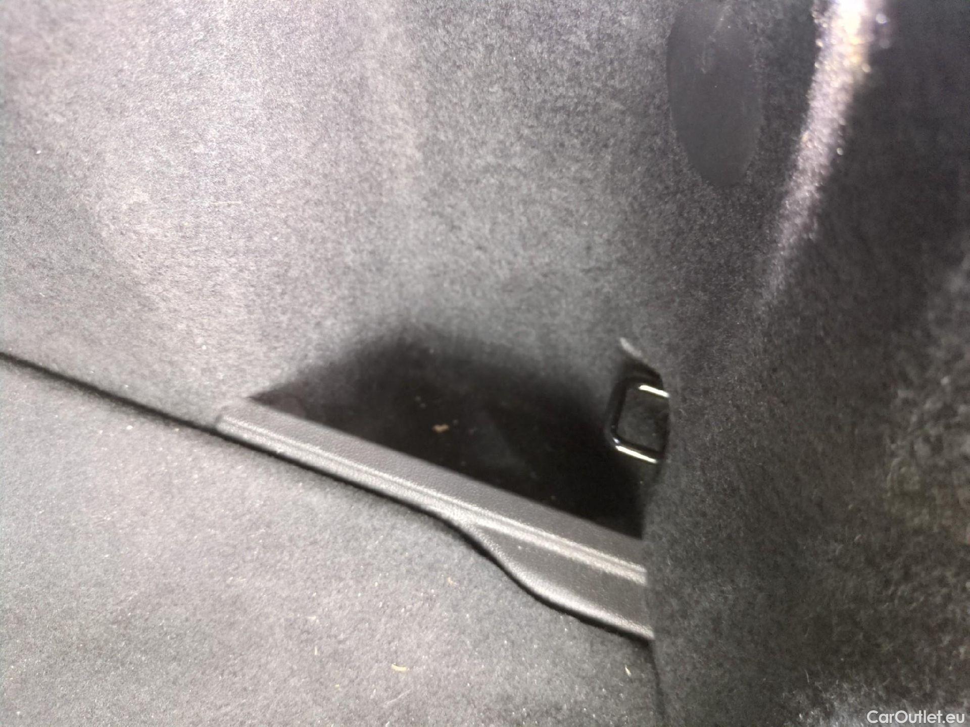  Audi  A3 AUDI  Sportback / 2020 / 5P / Berline 40 TFSI e 204 S Tronic Business Line #7