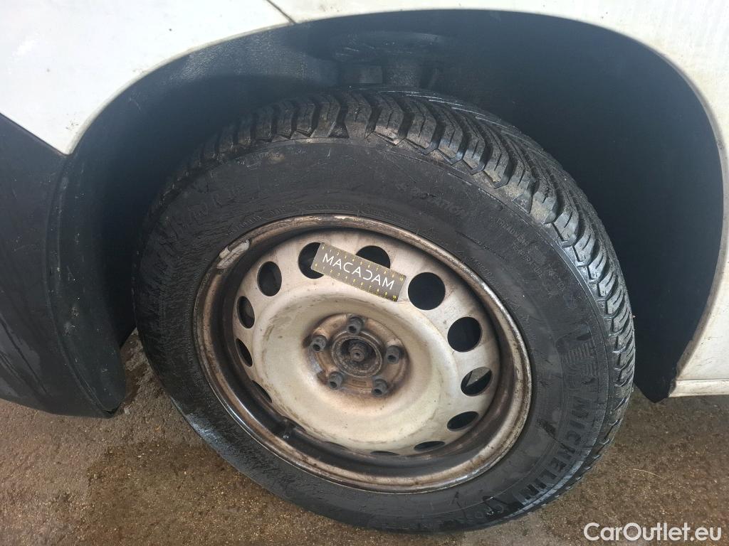  Citroen  Berlingo  Fourgon Club XL 950 1.5 BlueHDi 100CV BVM5 E6dT #46