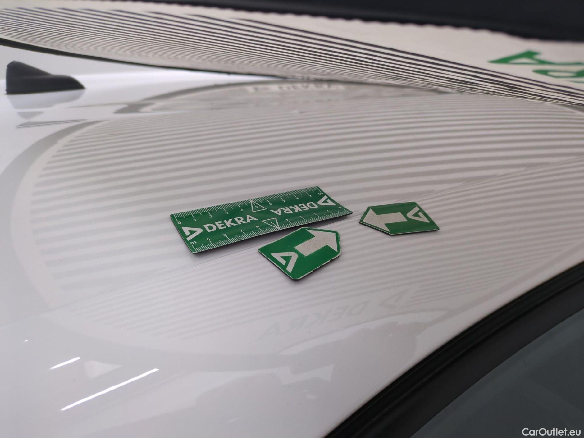  Citroen  C3  Société Feel Nav 1.5 BlueHDI 100CV BVM5 E6dT #19