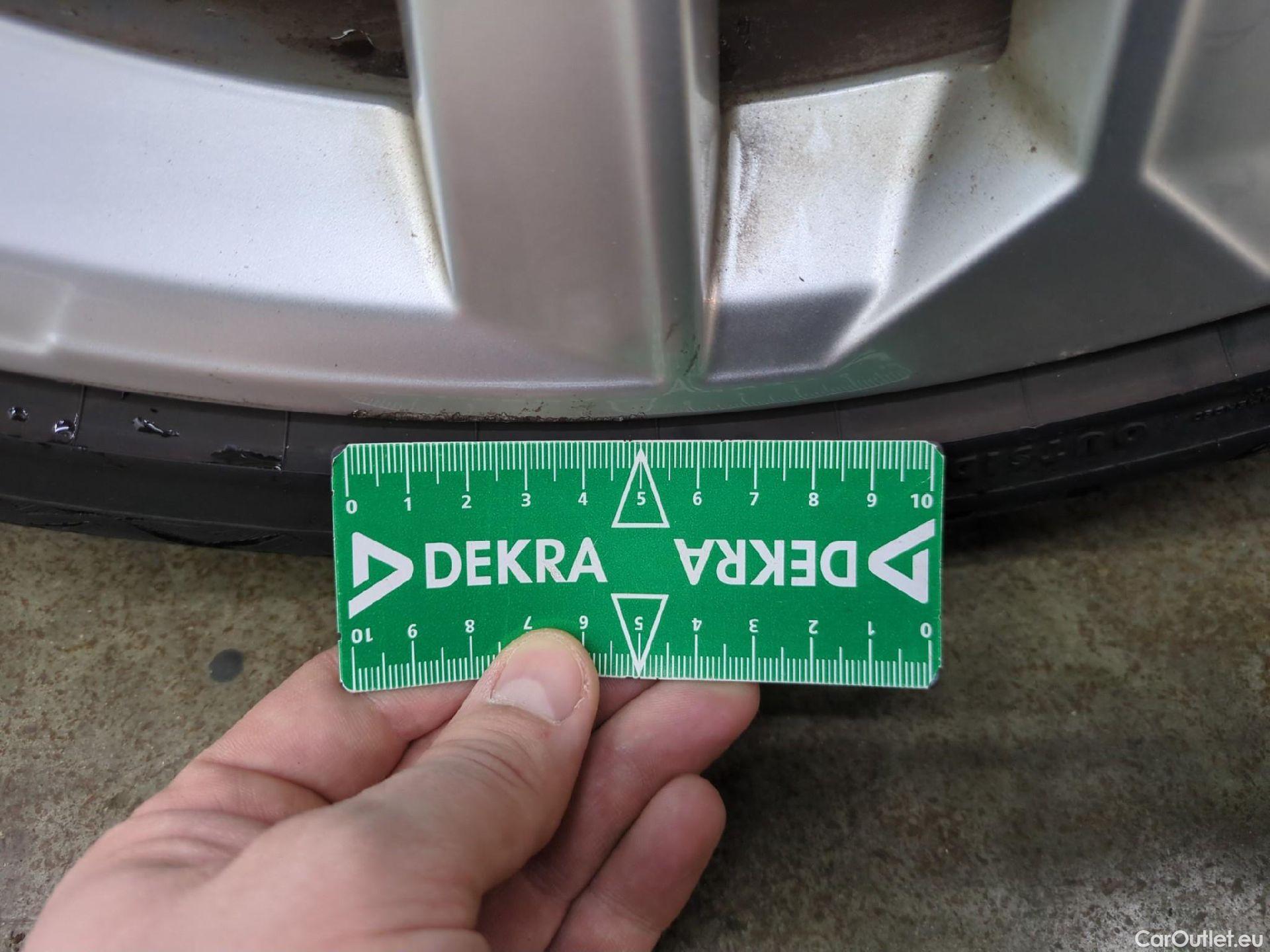  Audi  A3 AUDI  Sportback / 2020 / 5P / Berline 40 TFSI e 204 S Tronic Business Line #35