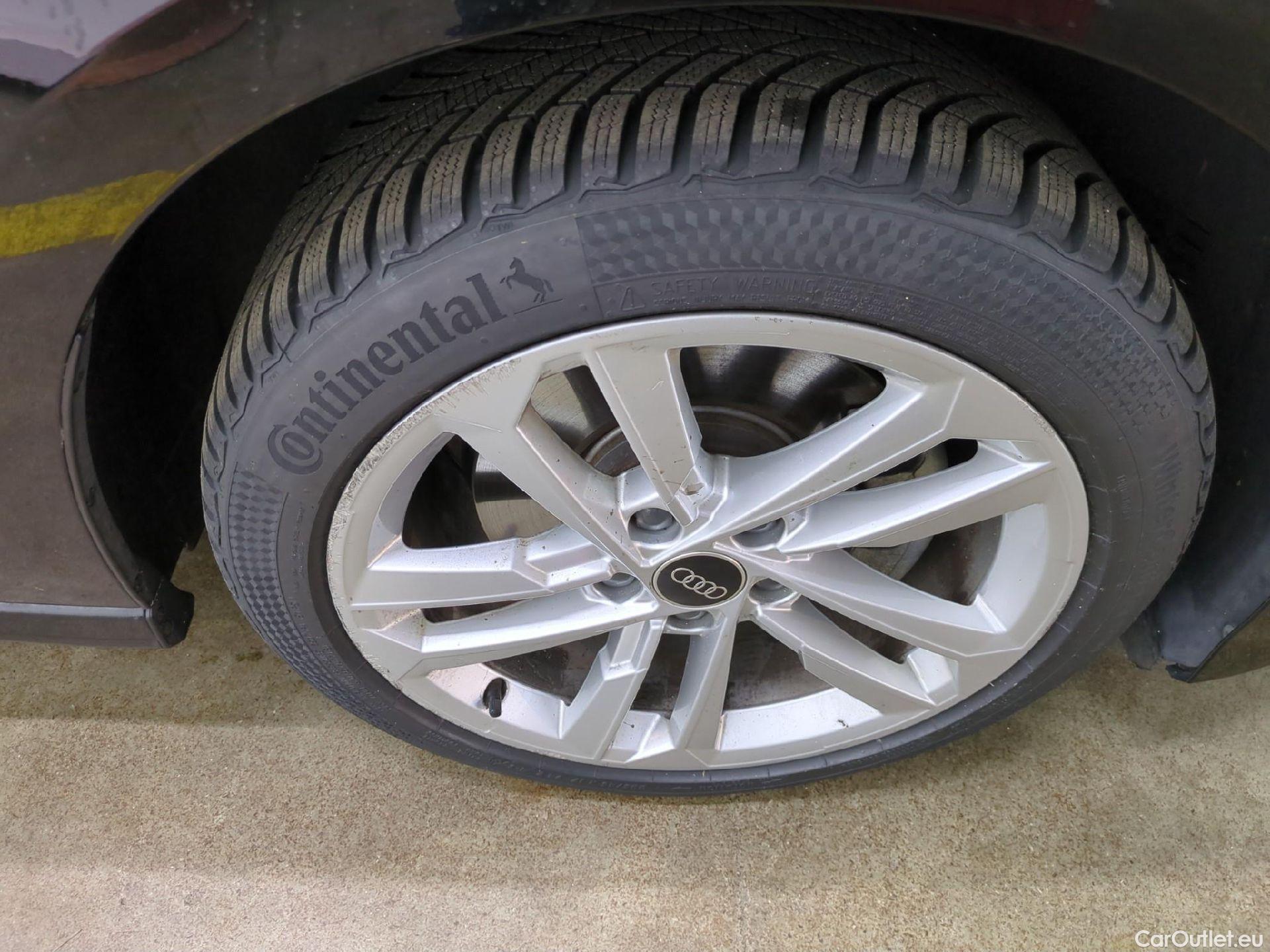  Audi  A3 AUDI  Sportback / 2020 / 5P / Berline 40 TFSI e 204 S Tronic Business Line #9