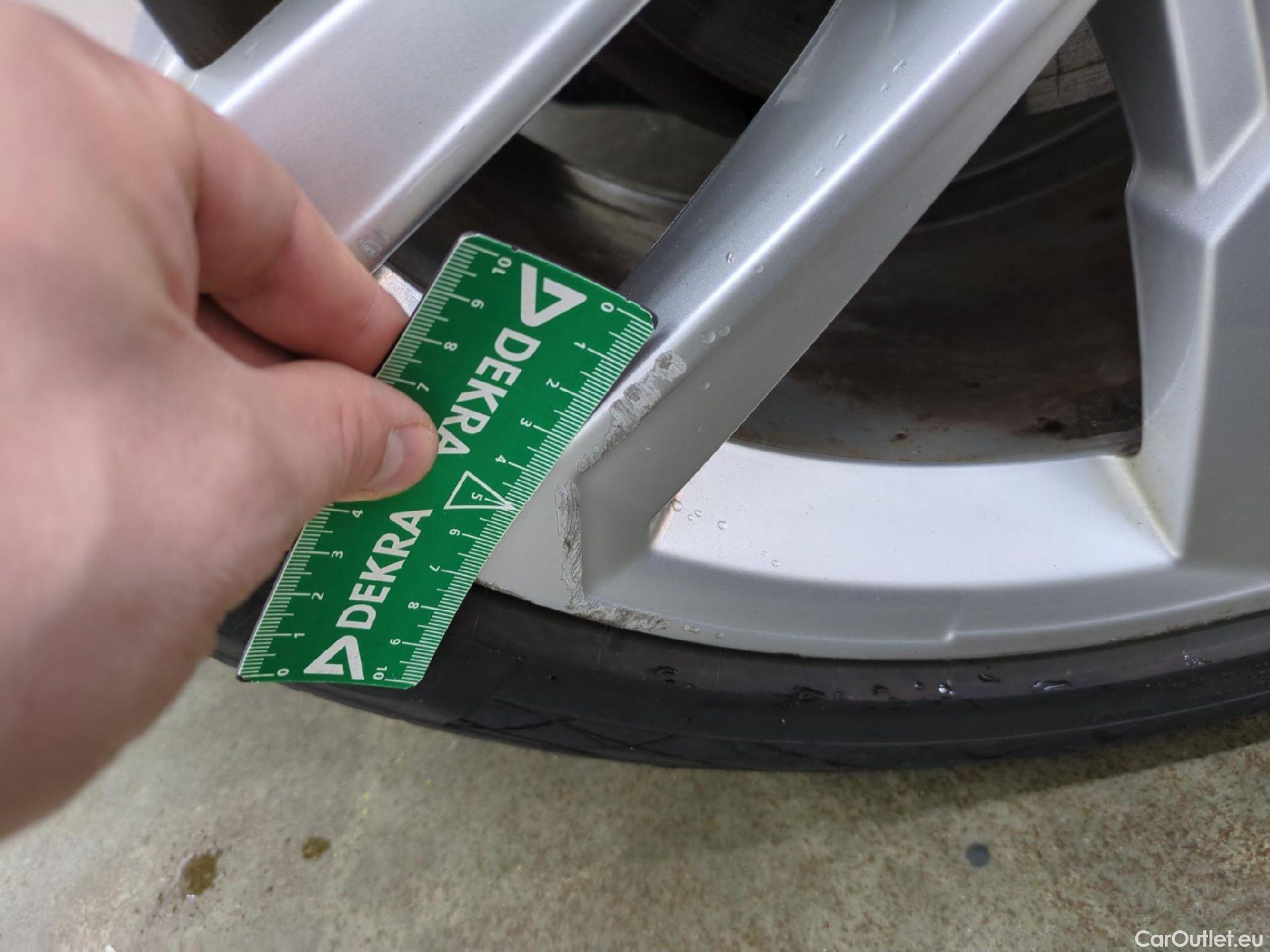  Audi  A3 AUDI  Sportback / 2020 / 5P / Berline 40 TFSI e 204 S Tronic Business Line #39