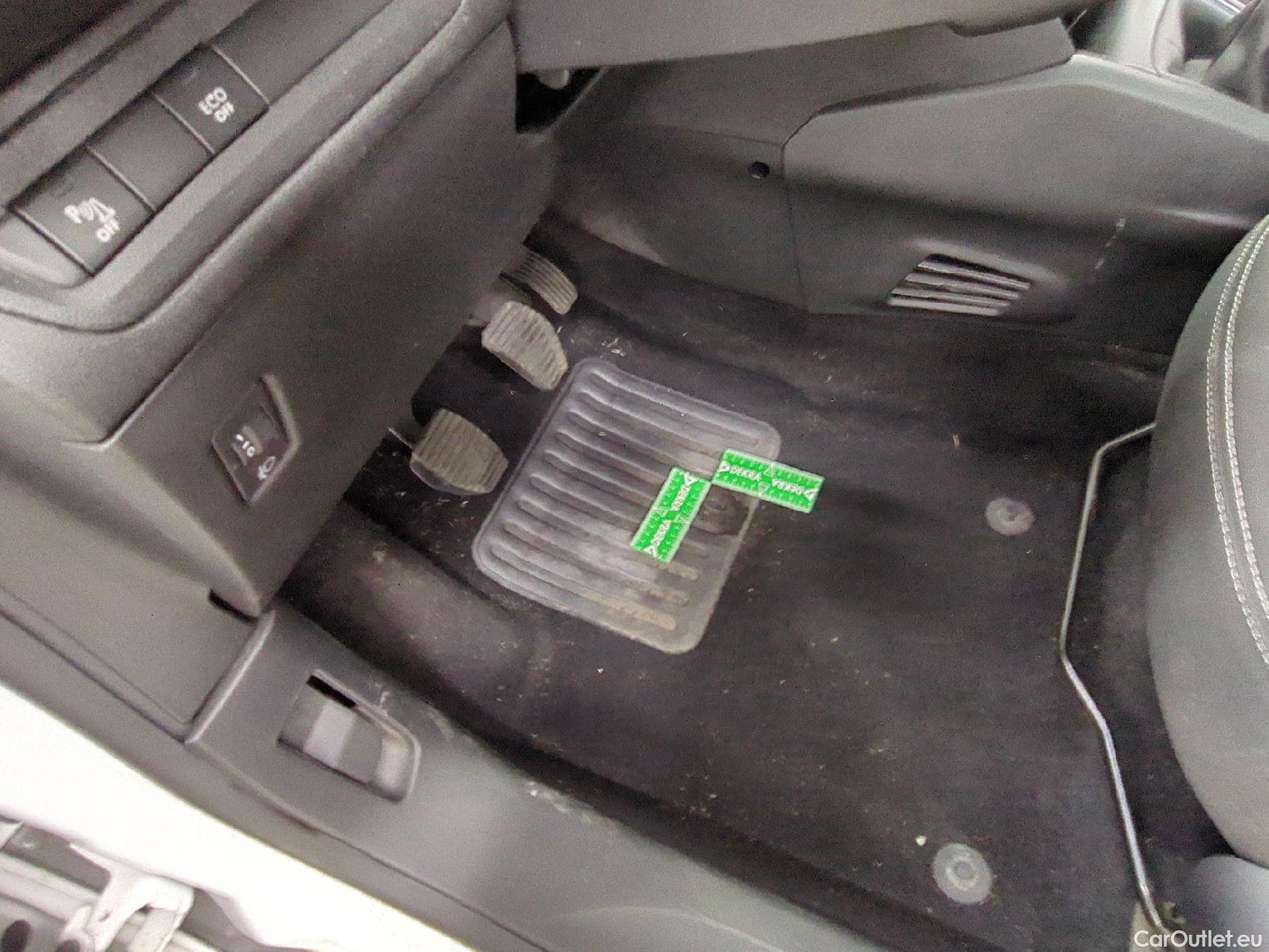  Peugeot  208  Active Business 1.2 80CV BVM5 E6dT #19