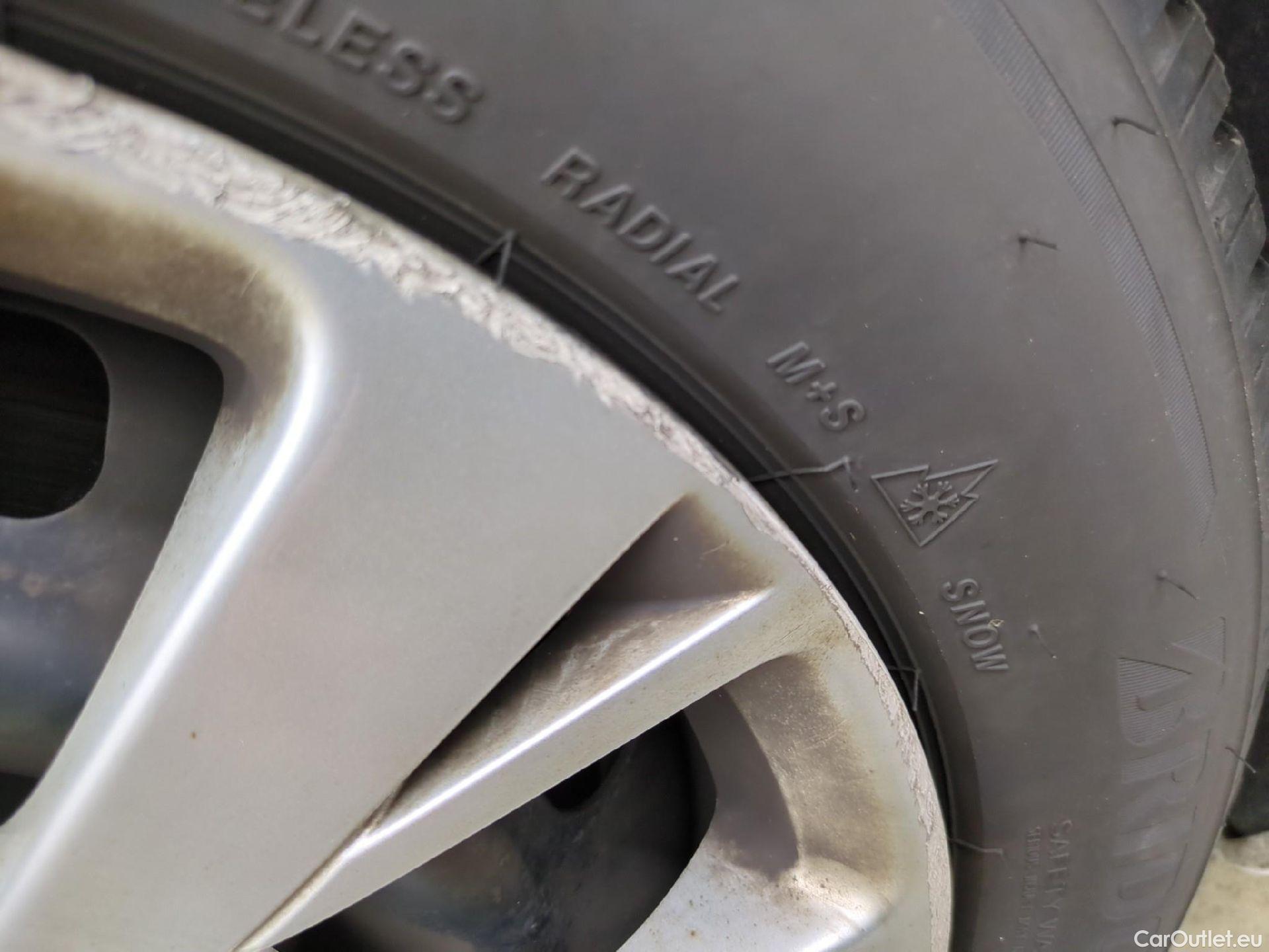  Peugeot  208  Active Business 1.2 80CV BVM5 E6dT #28