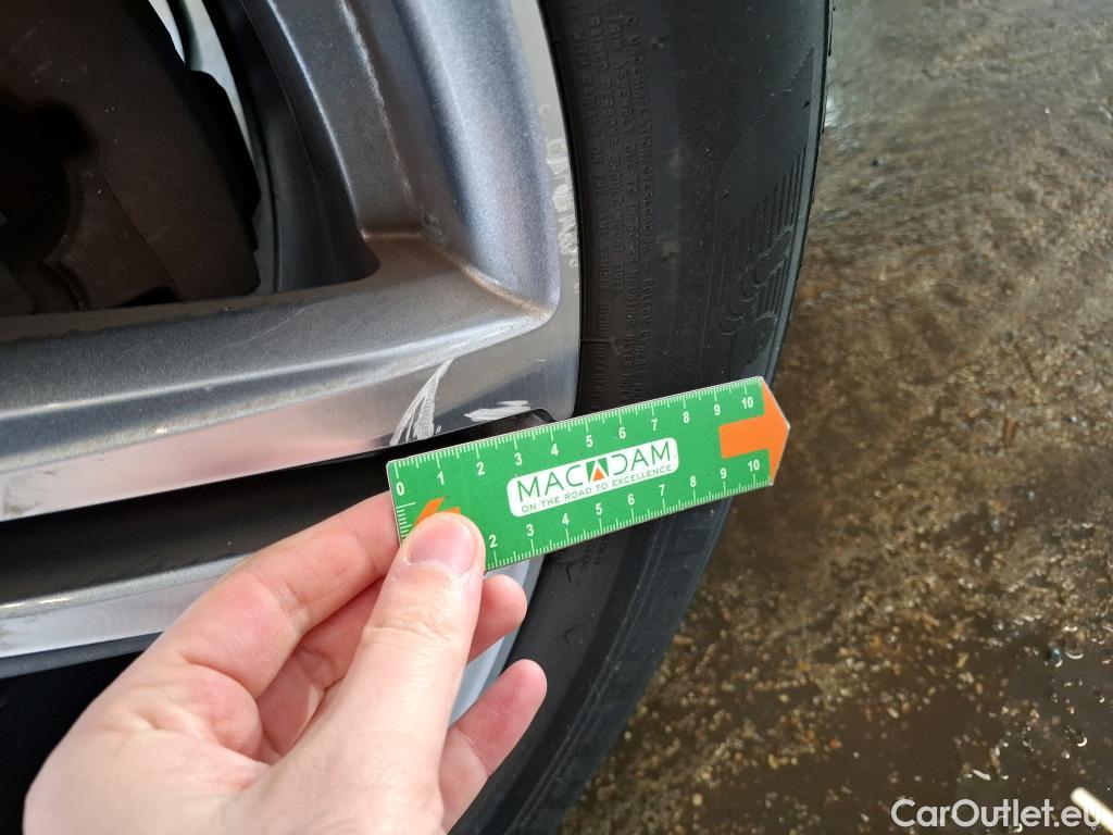  Mercedes  G-Klasee MERCEDES-BENZ GLC / 2019 / 5P / SUV 2.0 GLC 300 E BUSINESS LINE 4MATIC #20