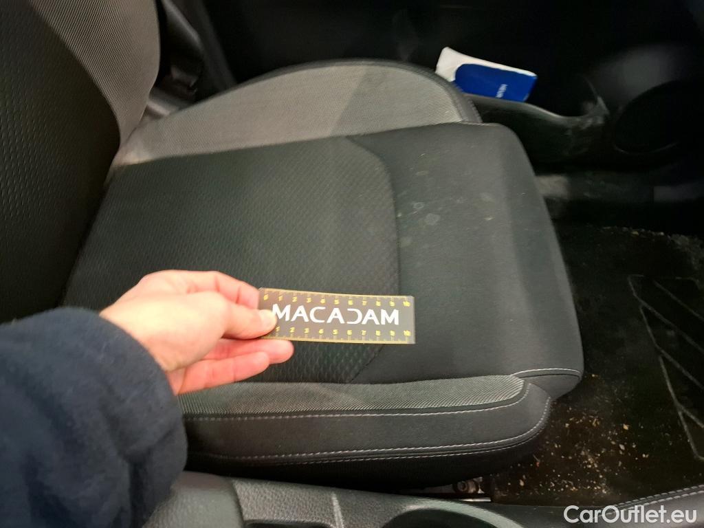  Nissan  Qashqai NISSAN  5p Crossover 1.3 DIG-T 160 DCT N-Connecta #68