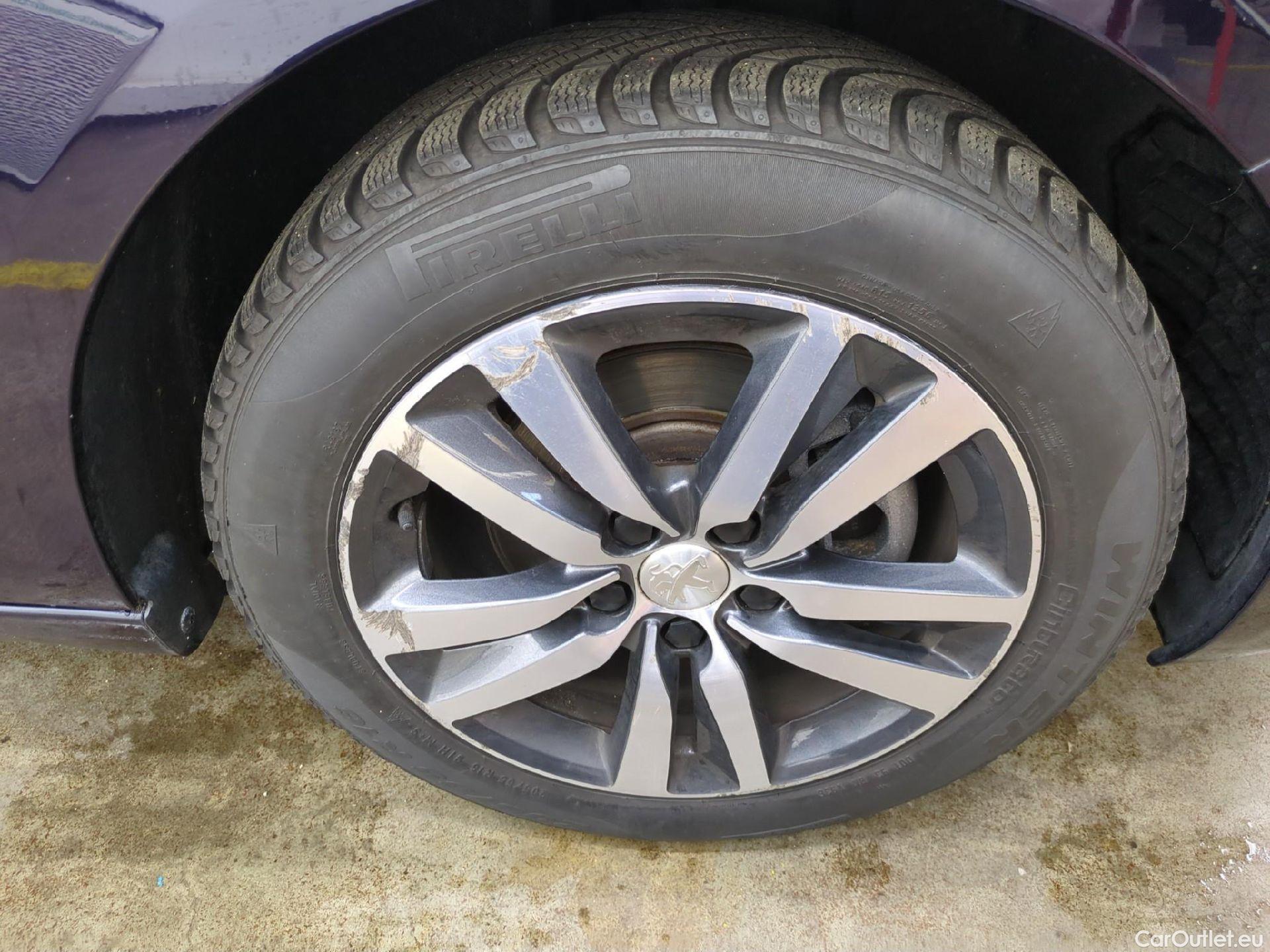  Peugeot  308  Allure Business 1.2 PureTech 130CV BVA8 E6d #2