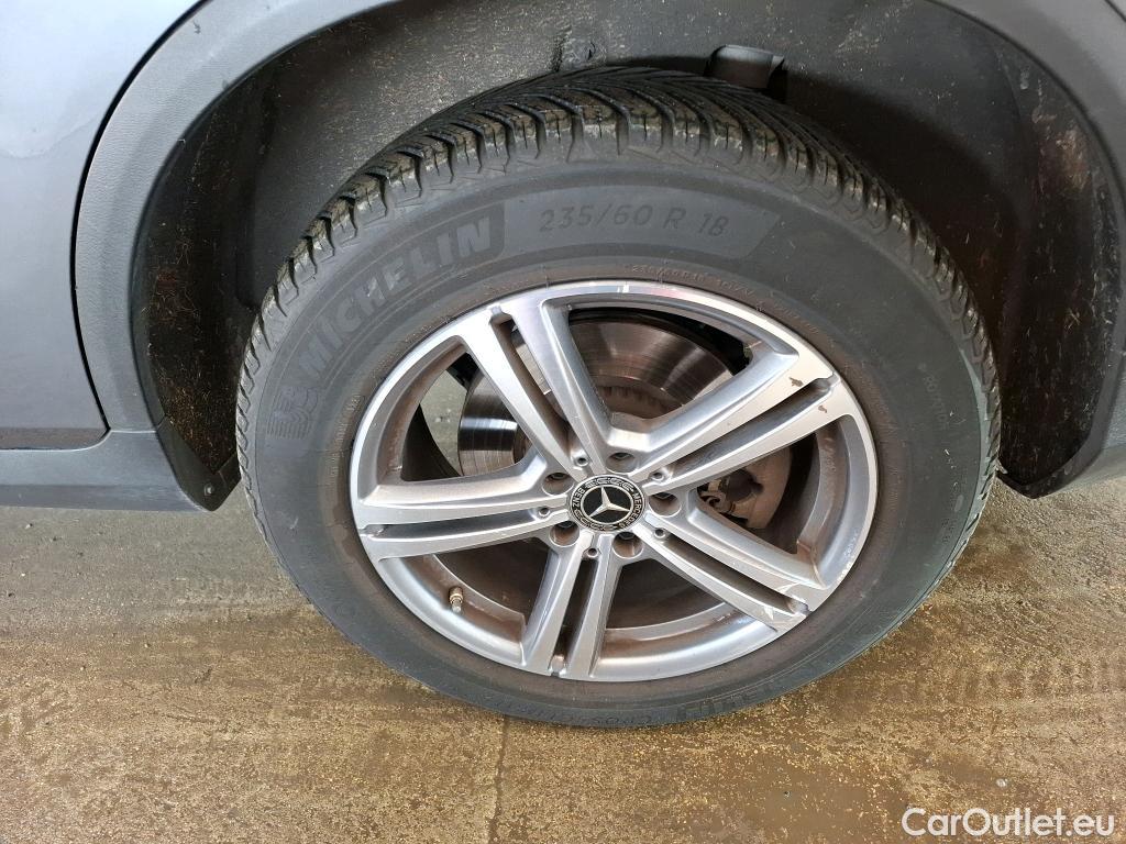  Mercedes  G-Klasee MERCEDES-BENZ GLC / 2019 / 5P / SUV 2.0 GLC 300 E BUSINESS LINE 4MATIC #17