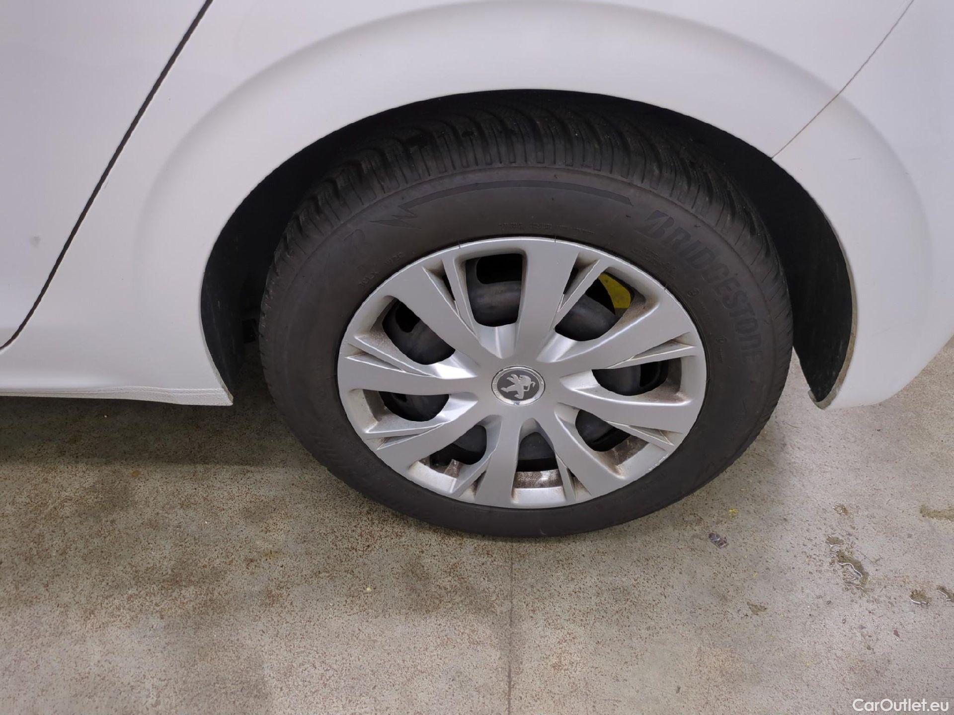  Peugeot  208  Active Business 1.2 80CV BVM5 E6dT #20