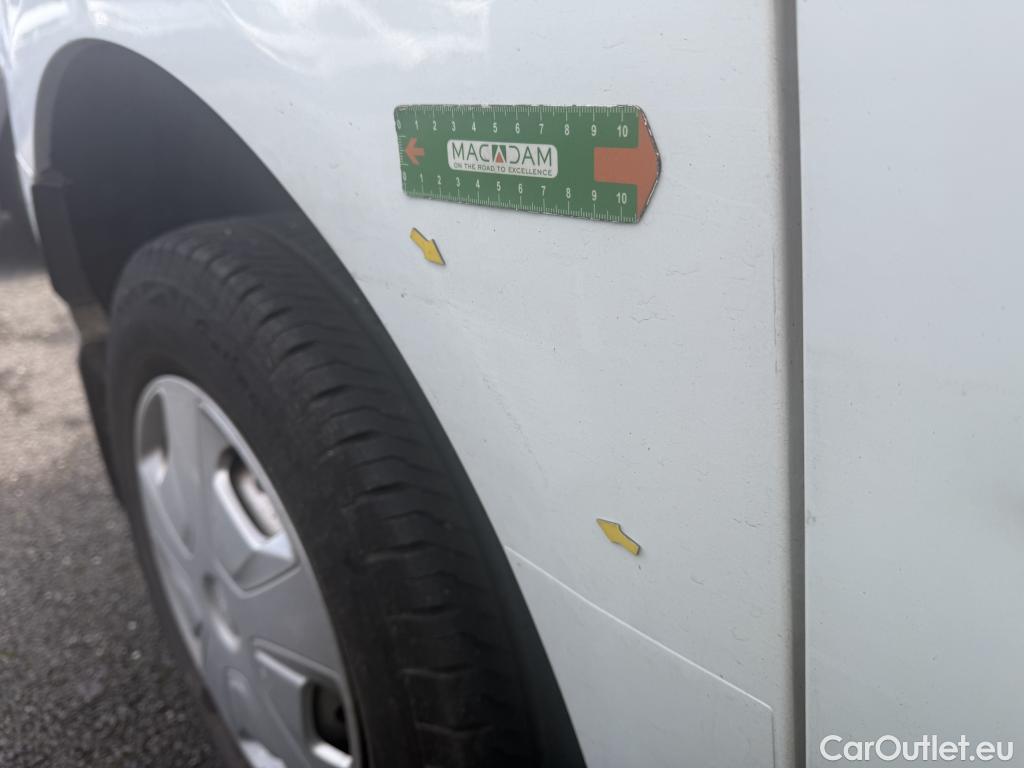  Ford  Transit FORD  Custom / 2018 / 4P / Fourgon tôlé 2.0 ECOBLUE 105 300 L1H2 TREND BUSINESS #9