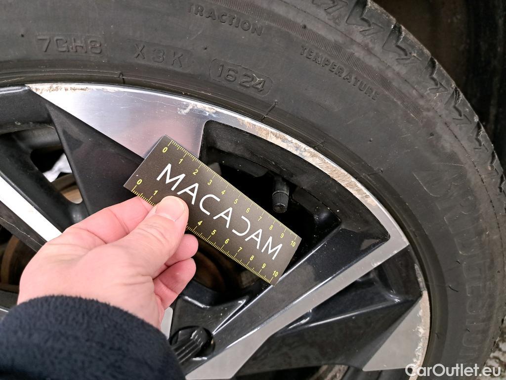  Peugeot  308 PEUGEOT  SW / 2021 / 5P / Break PureTech 130 S&S EAT 8 ALLURE PACK #32