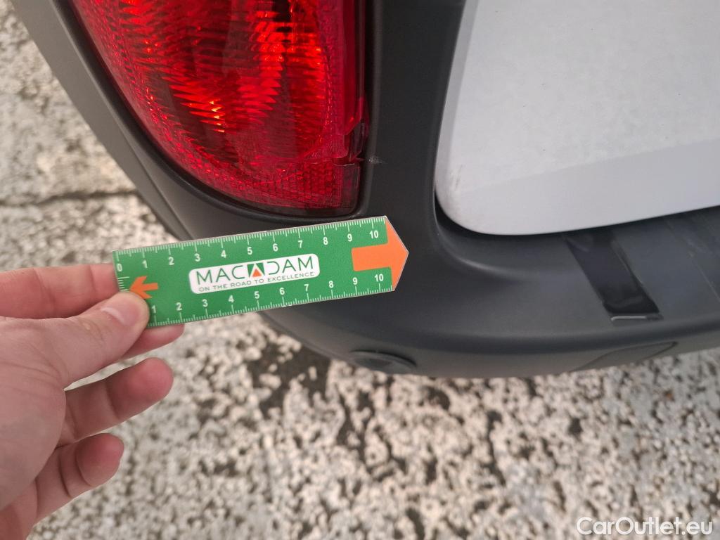  Renault  Kangoo  II Express Grand Confort (L1) 1.5 dCi 80CV BVM6 E6dT #23