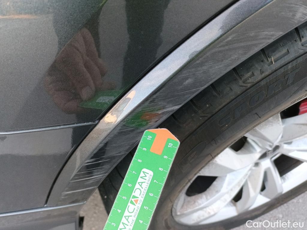  Audi  Q7 AUDI  / 2019 / 5P / todoterreno S line plus 60 TFSIe 340kW quattro tip(SP) #23