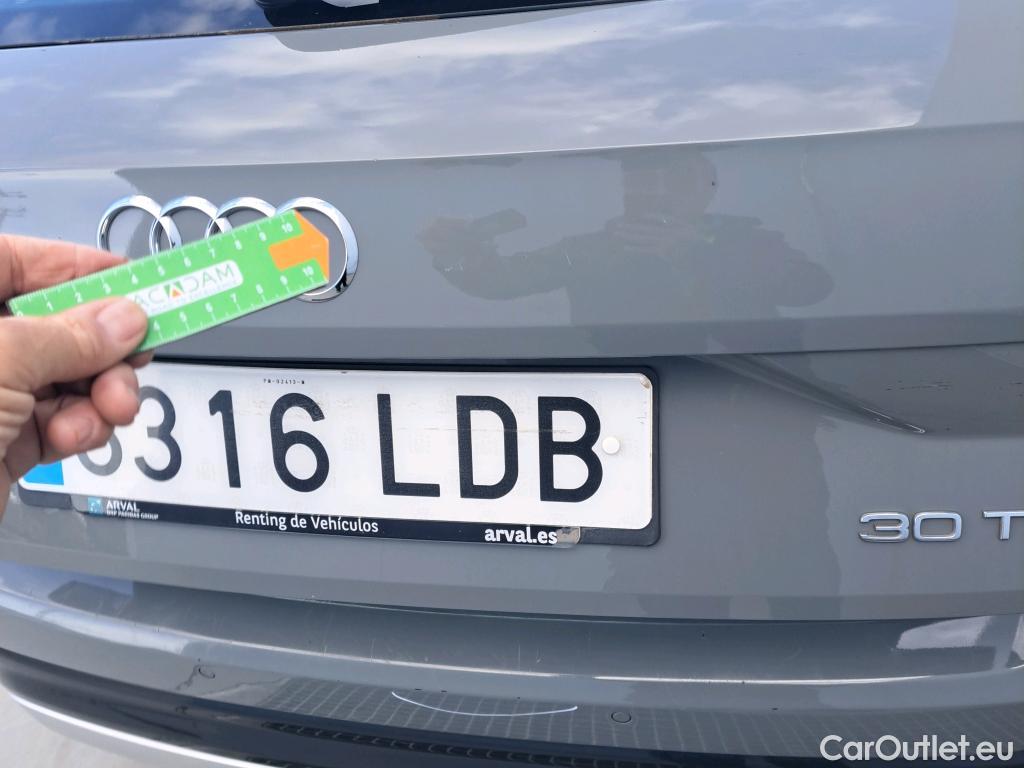  Audi  Q2 AUDI  / 2016 / 5P / todoterreno Design 30 TFSI 85kW (116CV) #46