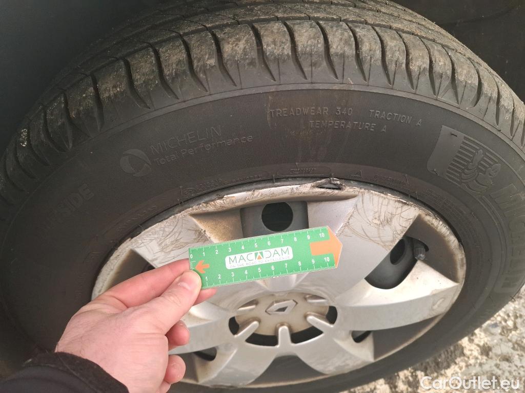  Renault  Kangoo  II Express Grand Confort (L1) 1.5 dCi 80CV BVM6 E6dT #34