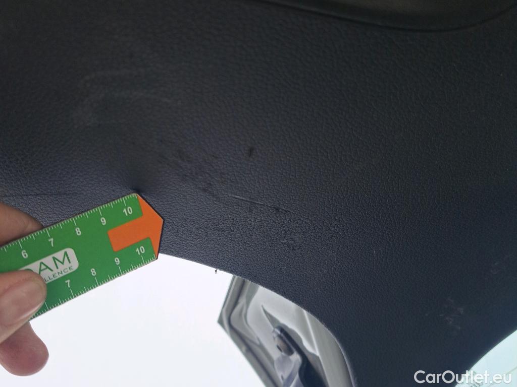  Audi  Q2 AUDI  / 2016 / 5P / todoterreno Design 30 TFSI 85kW (116CV) #36