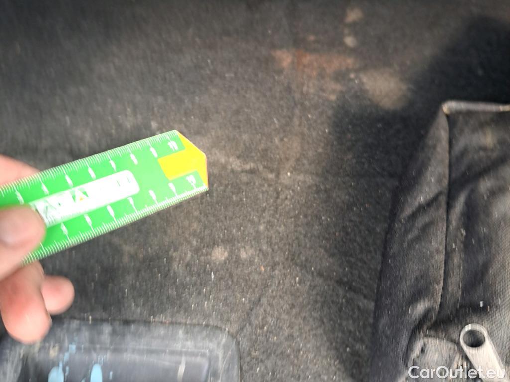  Audi  Q2 AUDI  / 2016 / 5P / todoterreno Design 30 TFSI 85kW (116CV) #6