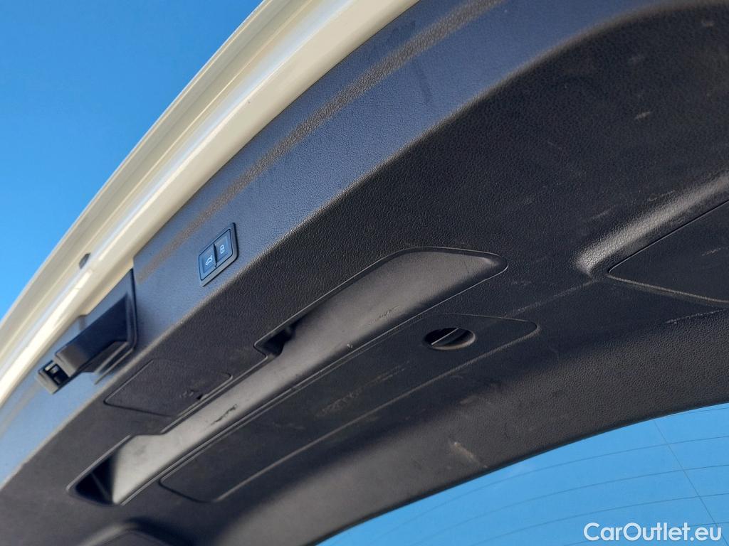  Audi  Q3 AUDI  Sportback / 2019 / 5P / todoterreno Black line 35 TDI 110kW (150CV) S tronic #11