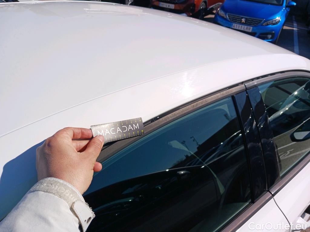  Audi  A3 AUDI  / 2020 / 4P / sedán Sedan Advanced 30 TFSI 81kW S tronic #24