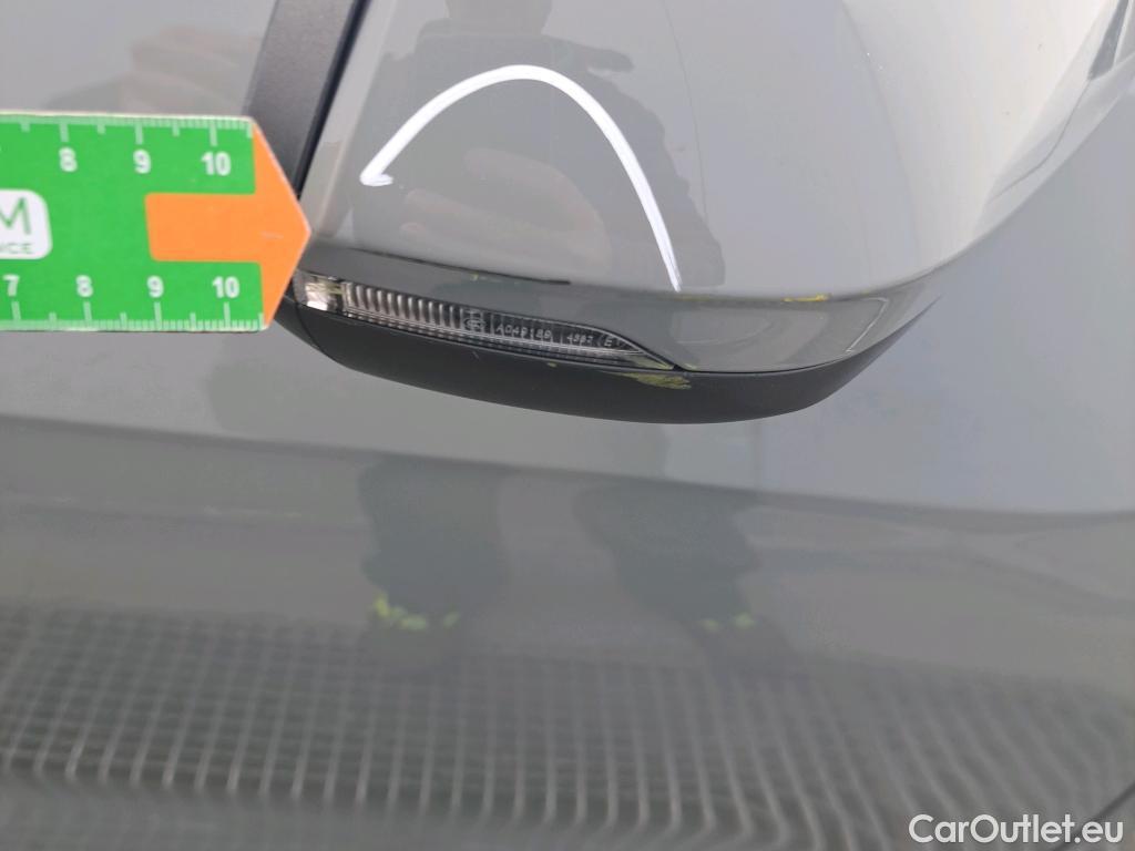  Audi  Q2 AUDI  / 2016 / 5P / todoterreno Design 30 TFSI 85kW (116CV) #51