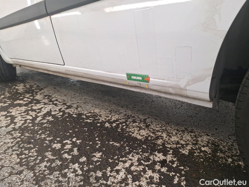  Renault  Kangoo  II Express Grand Confort (L1) 1.5 dCi 80CV BVM6 E6dT #17