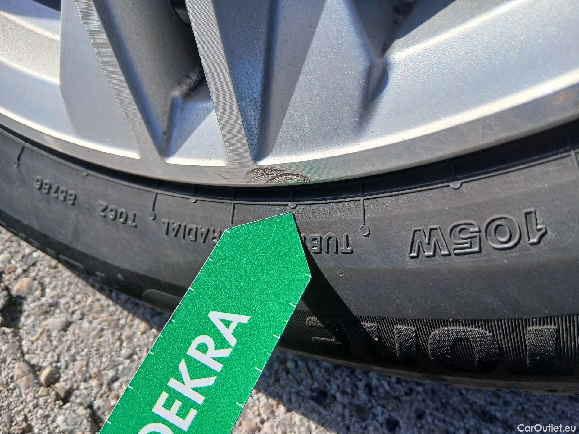  Audi  Q5 AUDI  SPORTBACK / 2020 / 5P / todoterreno S line 40 TDI 150kW quattro-ultra #28