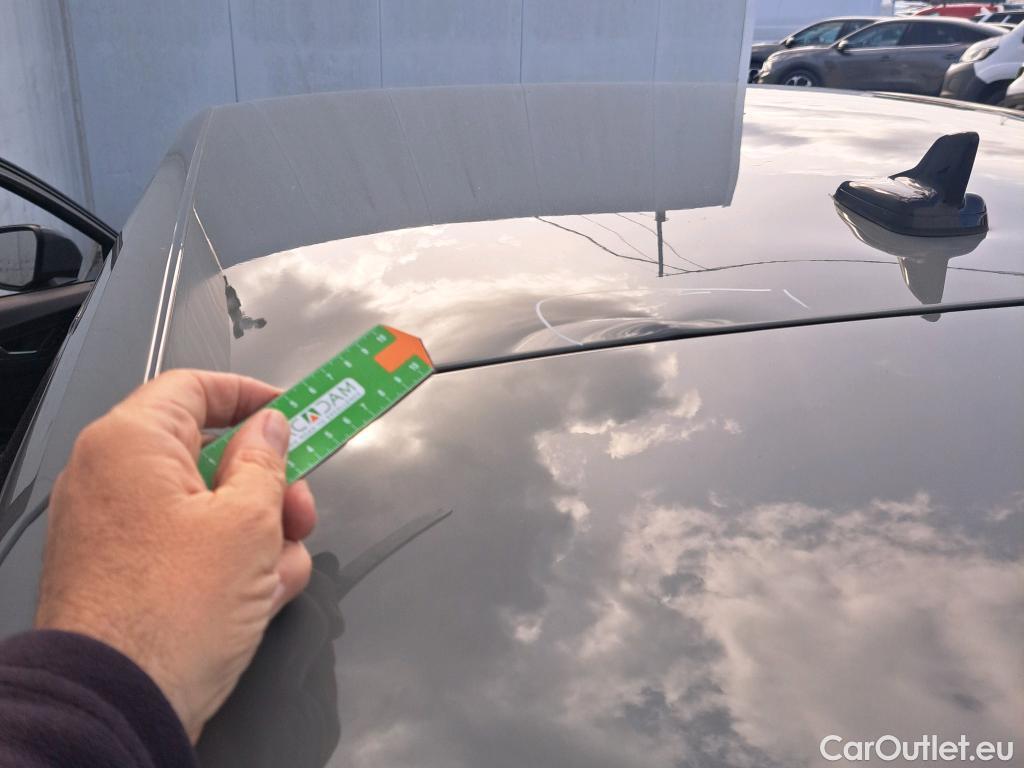  Audi  Q2 AUDI  / 2016 / 5P / todoterreno Design 30 TFSI 85kW (116CV) #9