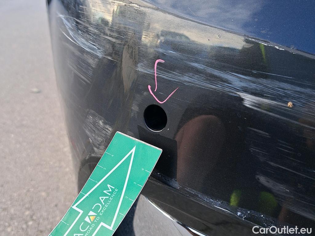  Bmw  Serie 5 BMW  / 2016 / 4P / sedán 540iA #35