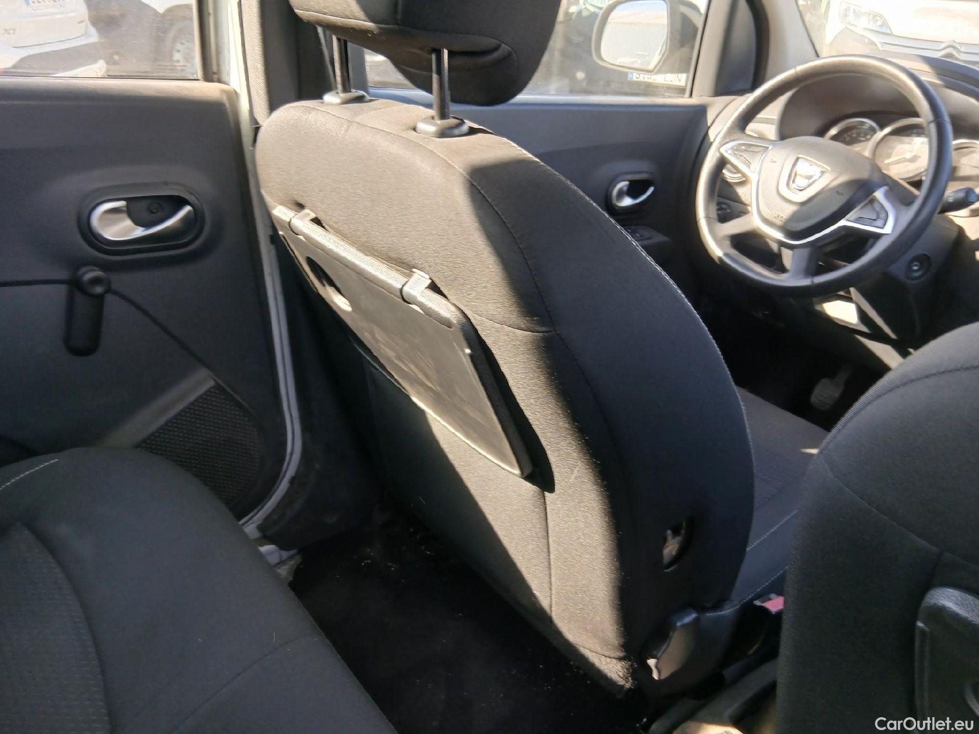  Dacia  Lodgy DACIA  / 2012 / 5P / monovolumen compacto Comfort Blue dCi 70kW (95CV) 7Pl - 18 #41