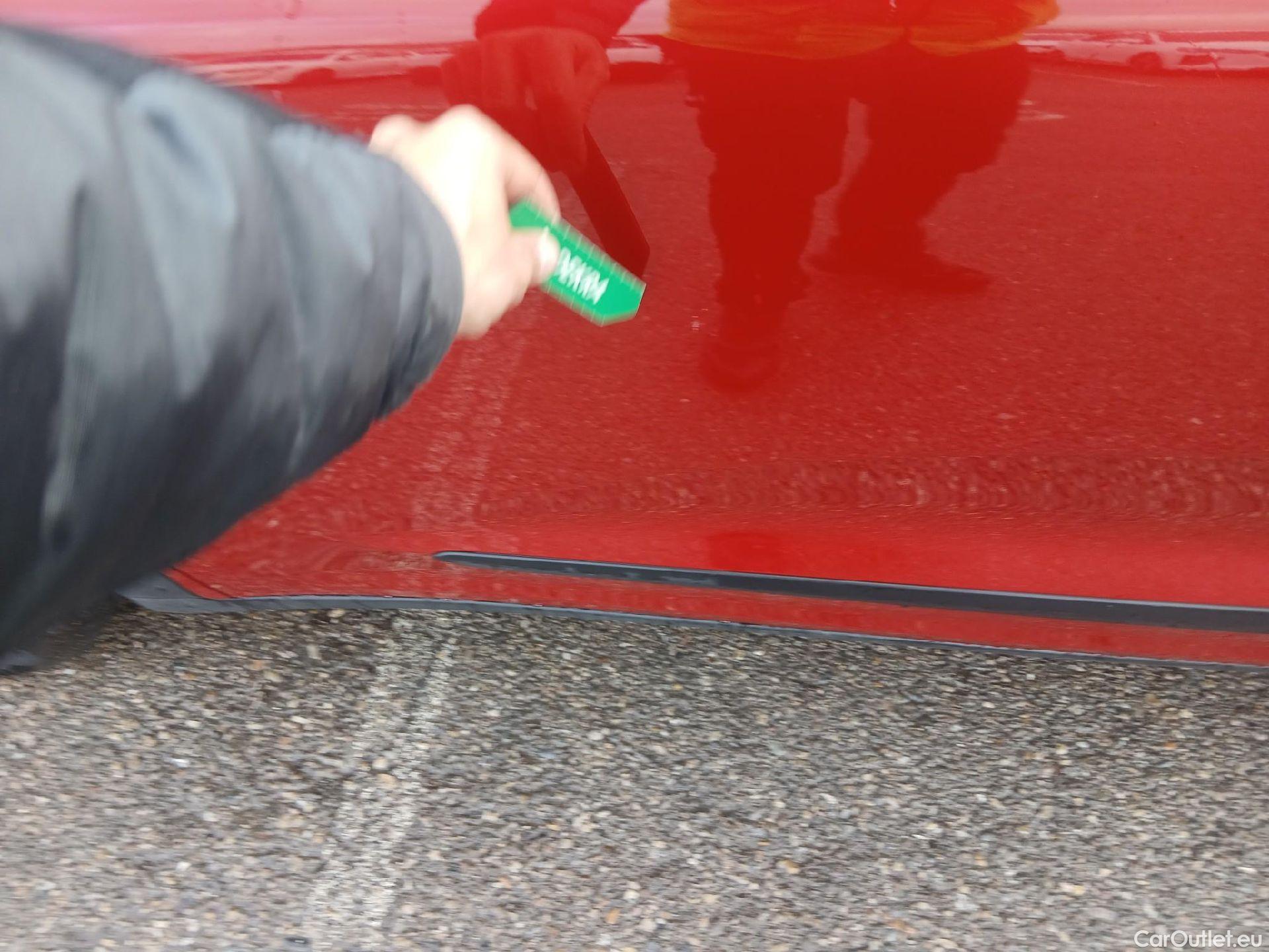  KIA  Niro KIA  / 2019 / 5P / crossover 1.6 GDi HEV 104kW (141CV) Drive #6