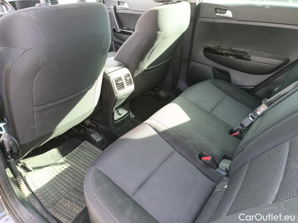  KIA  Sportage KIA  1.6MHEV Drive 100kW(136CV) 4x2(Crist Tintados)(CX) #19