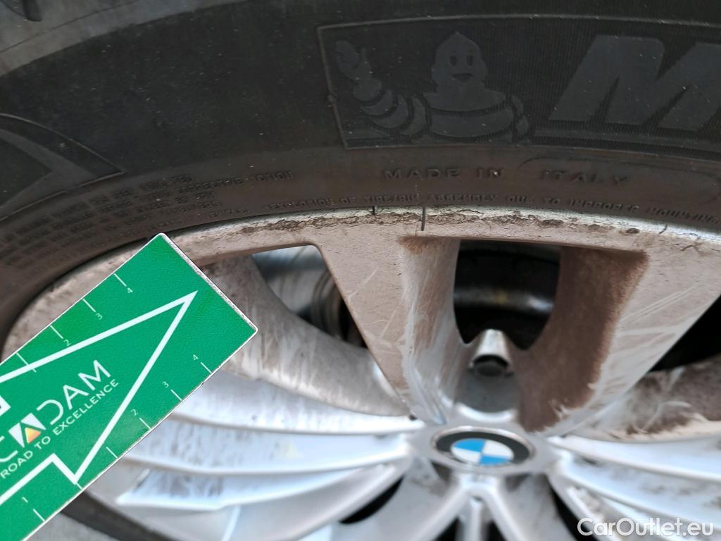  Bmw  Serie 5 BMW  / 2016 / 4P / sedán 540iA #46