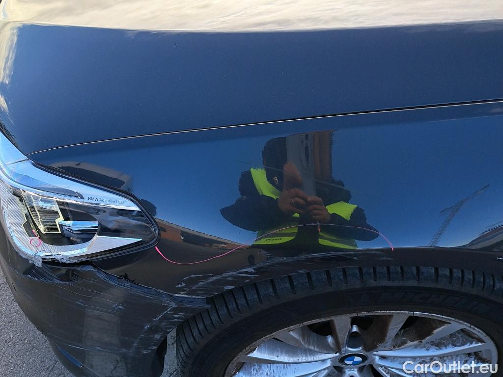  Bmw  Serie 5 BMW  / 2016 / 4P / sedán 540iA #28