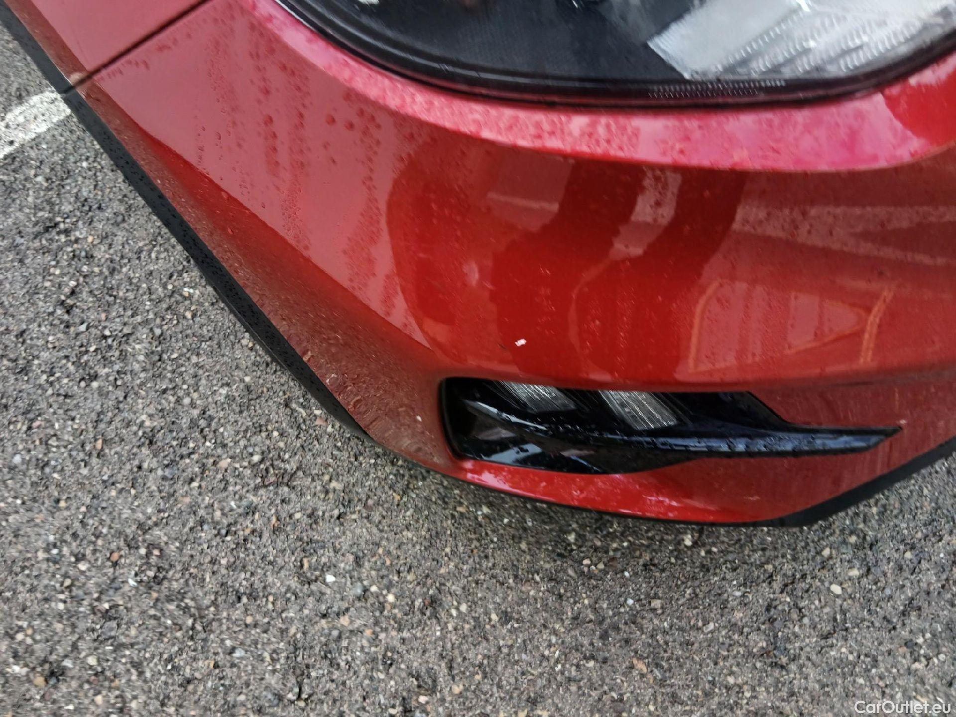  KIA  Niro KIA  / 2019 / 5P / crossover 1.6 GDi HEV 104kW (141CV) Drive #1