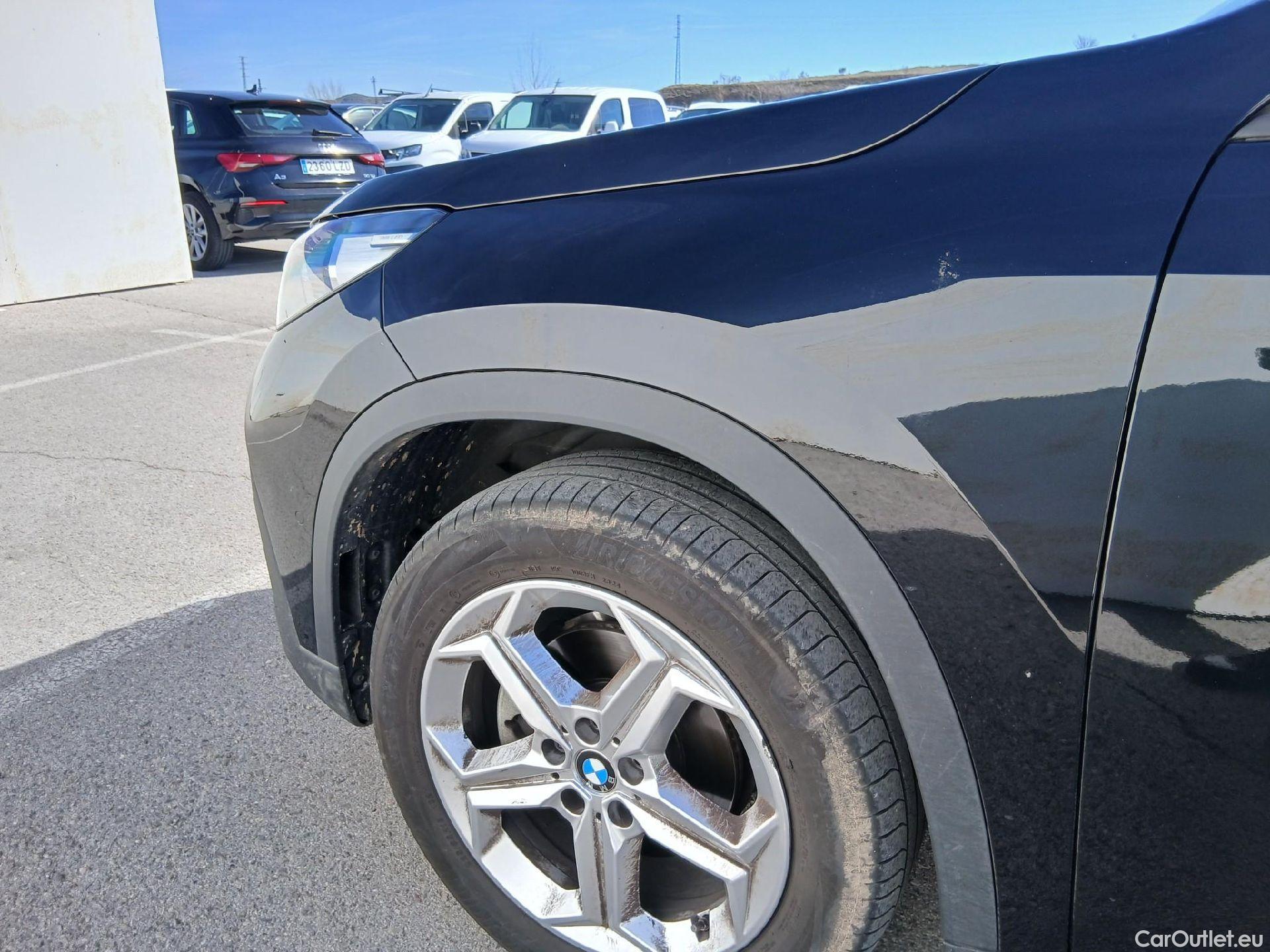  Bmw  X1 BMW  / 2022 / 5P / todoterreno sDrive18i (AC) #17