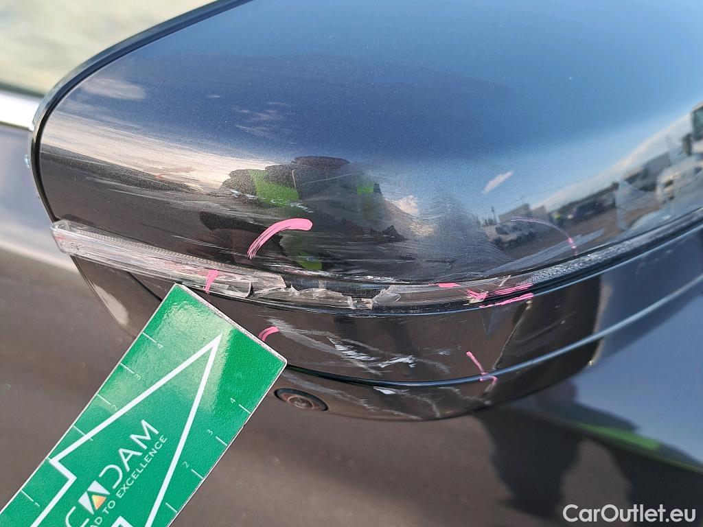  Bmw  Serie 5 BMW  / 2016 / 4P / sedán 540iA #53