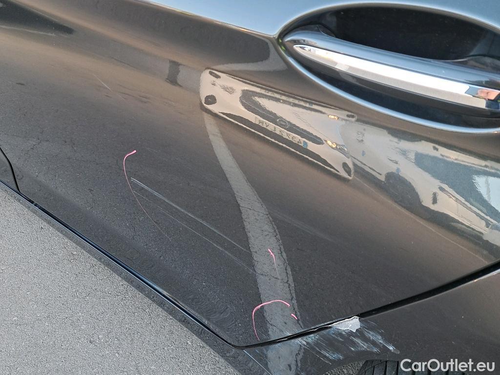  Bmw  Serie 5 BMW  / 2016 / 4P / sedán 540iA #32