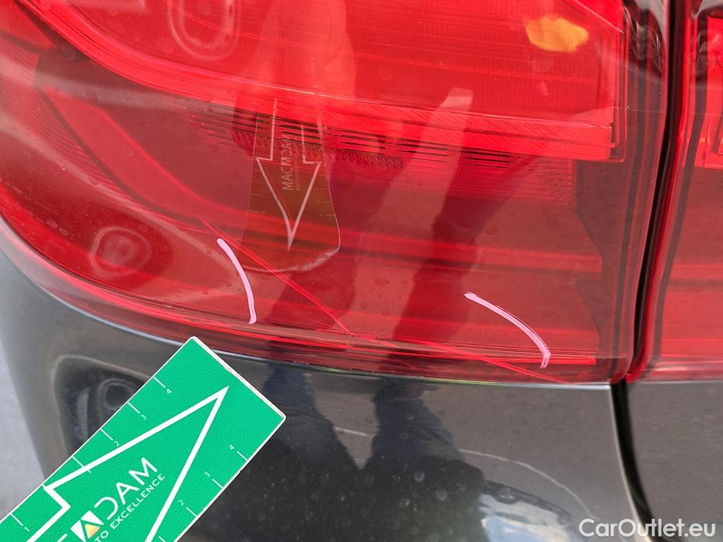  Bmw  Serie 5 BMW  / 2016 / 4P / sedán 540iA #9