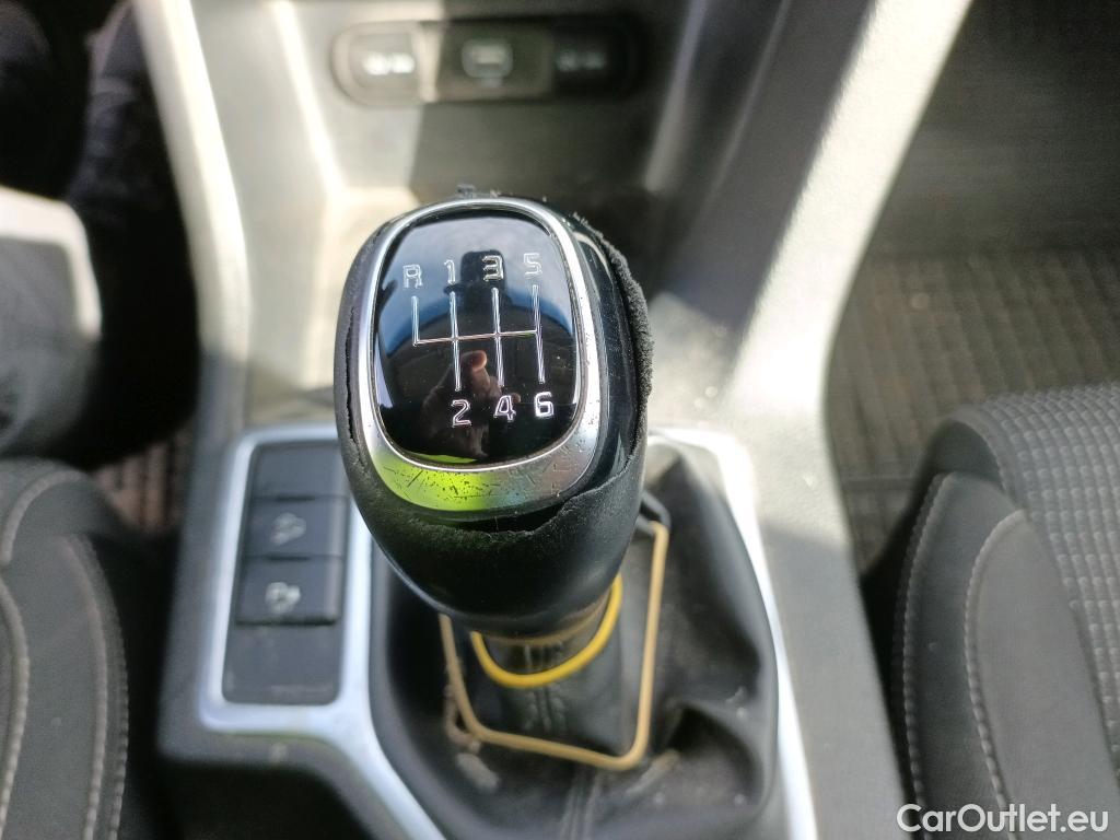  KIA  Sportage KIA  1.6MHEV Drive 100kW(136CV) 4x2(Crist Tintados)(CX) #10