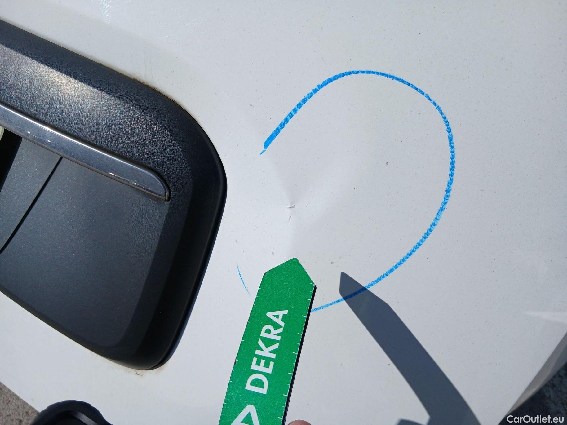  Dacia  Lodgy DACIA  / 2012 / 5P / monovolumen compacto Comfort Blue dCi 70kW (95CV) 7Pl - 18 #30