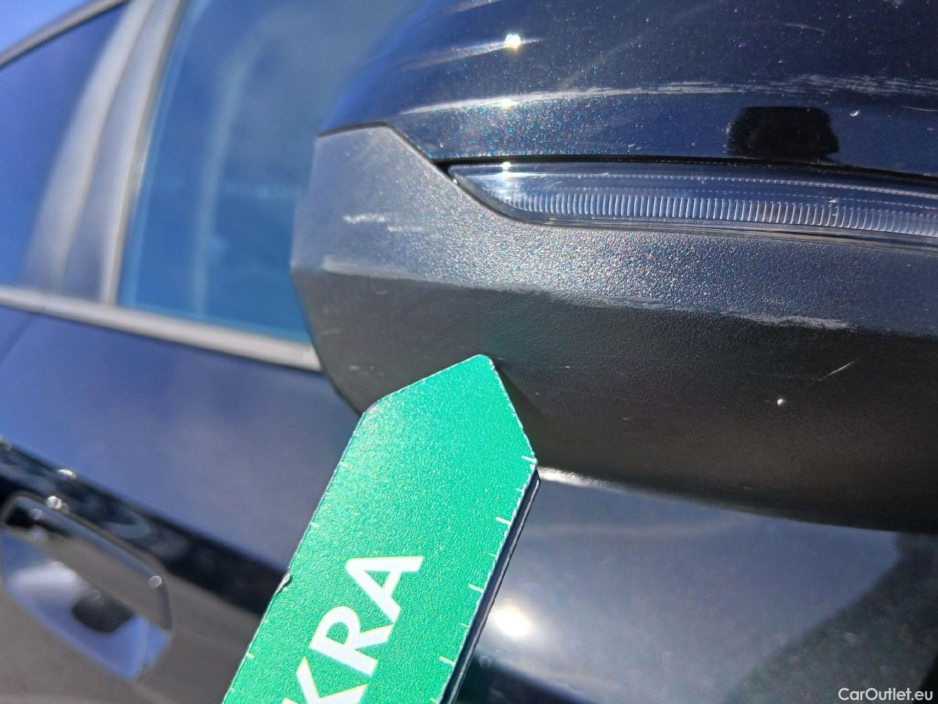  Bmw  X1 BMW  / 2022 / 5P / todoterreno sDrive18i (AC) #37