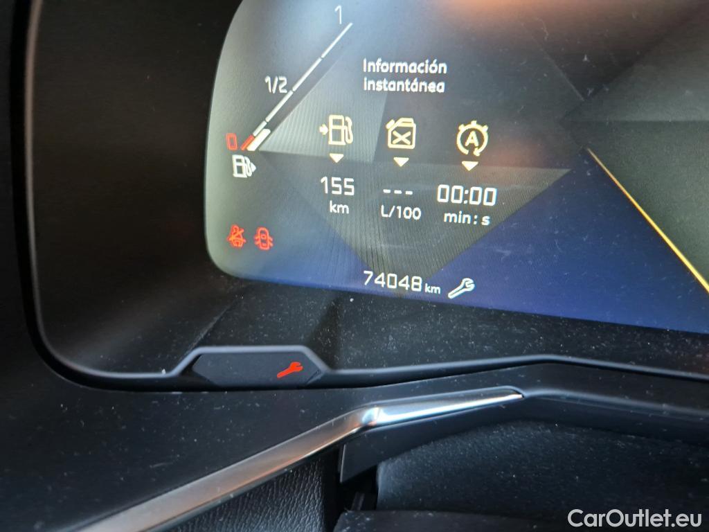  DS  DS7 DS DS 7 Crossback / 2017 / 5P / todoterreno BlueHDi DE 96kW (130CV) Auto. CHIC (AC) #26