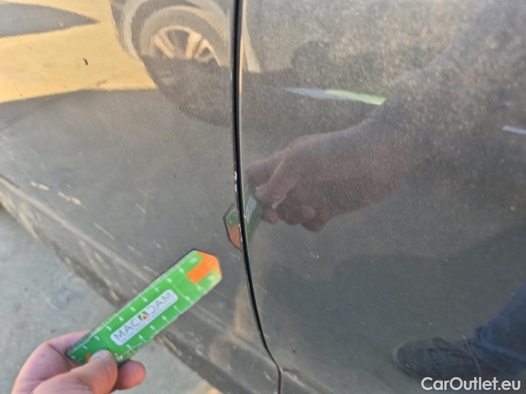  DS  DS7 DS DS 7 Crossback / 2017 / 5P / todoterreno BlueHDi DE 96kW (130CV) Auto. CHIC (AC) #33