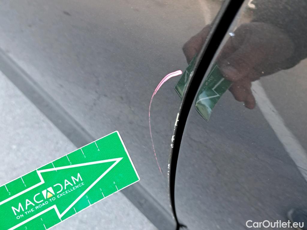  Bmw  Serie 5 BMW  / 2016 / 4P / sedán 540iA #37