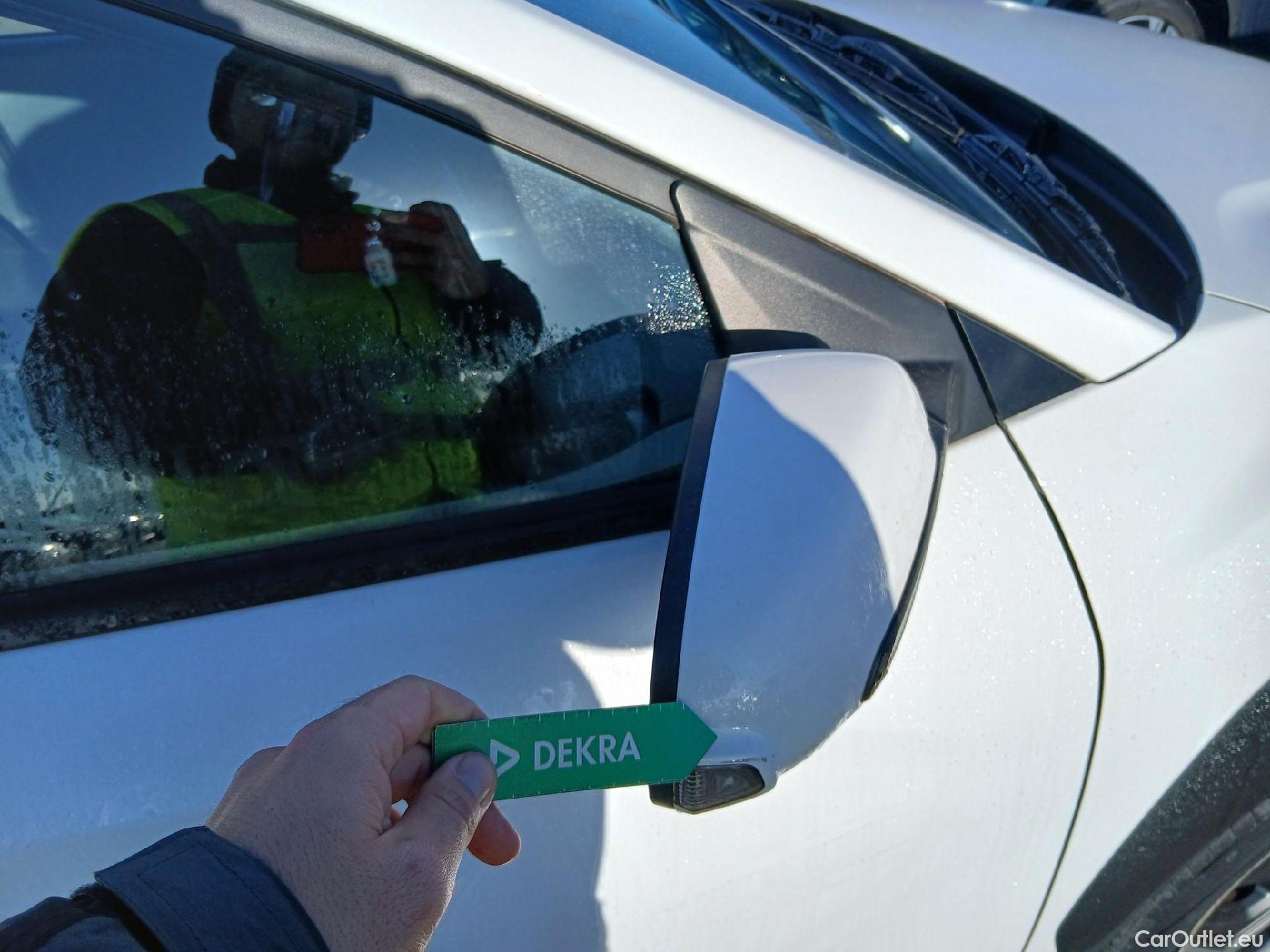  Hyundai  Konna HYUNDAI Kona / 2020 / 5P / todoterreno 1.6 GDI HEV Maxx DCT #13