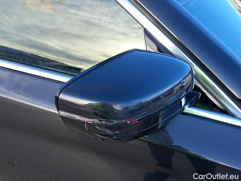  Bmw  Serie 5 BMW  / 2016 / 4P / sedán 540iA #65